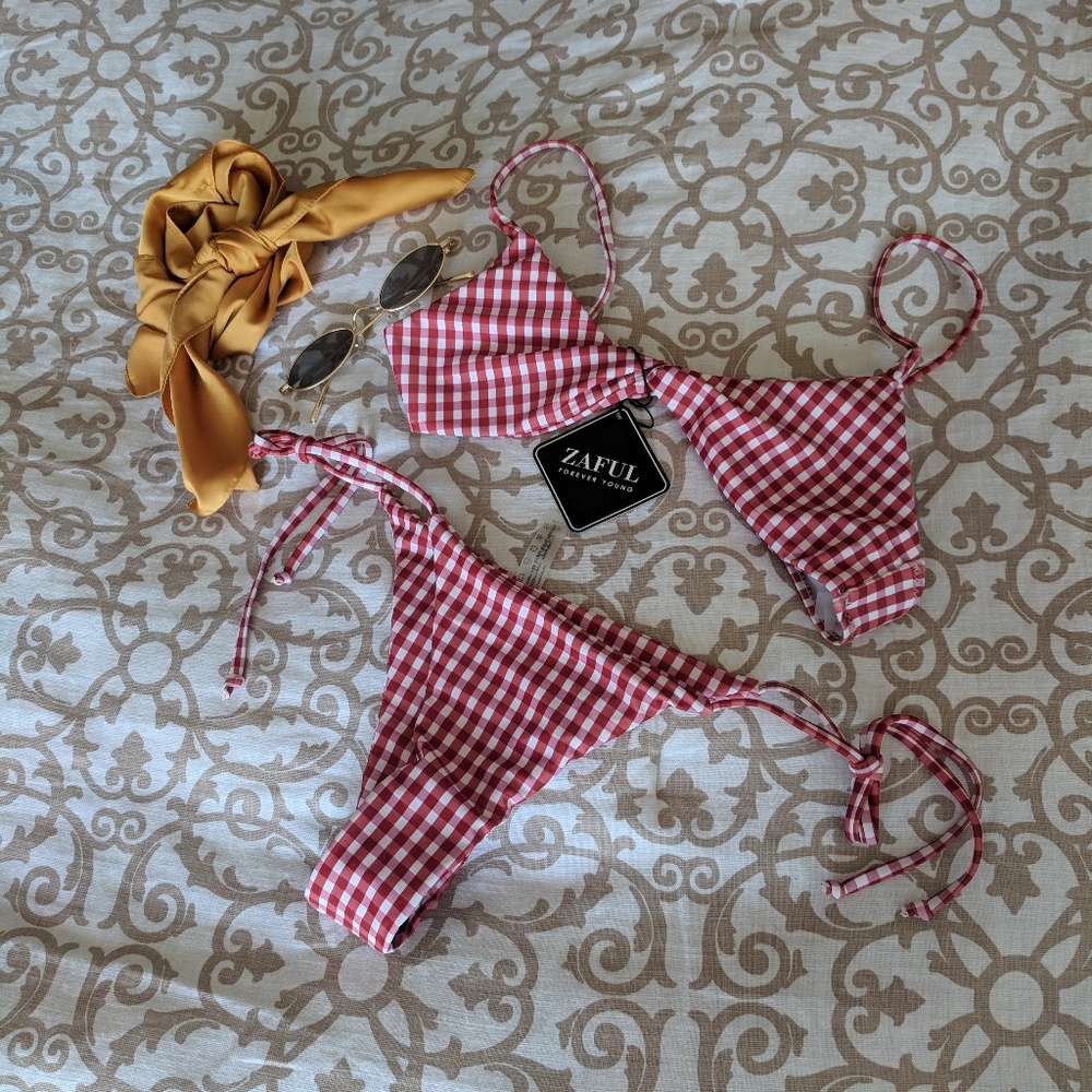 NWT ADORABLE gingham bikini